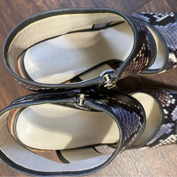 Kenneth Cole Snake Print block heels size 7.5 - Picture 9 of 10